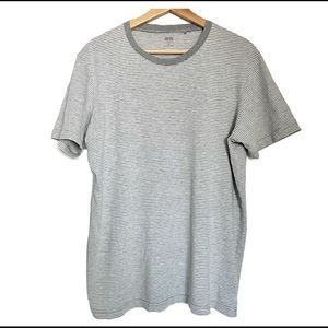 UNIQLO Light Gray Stripe Tee